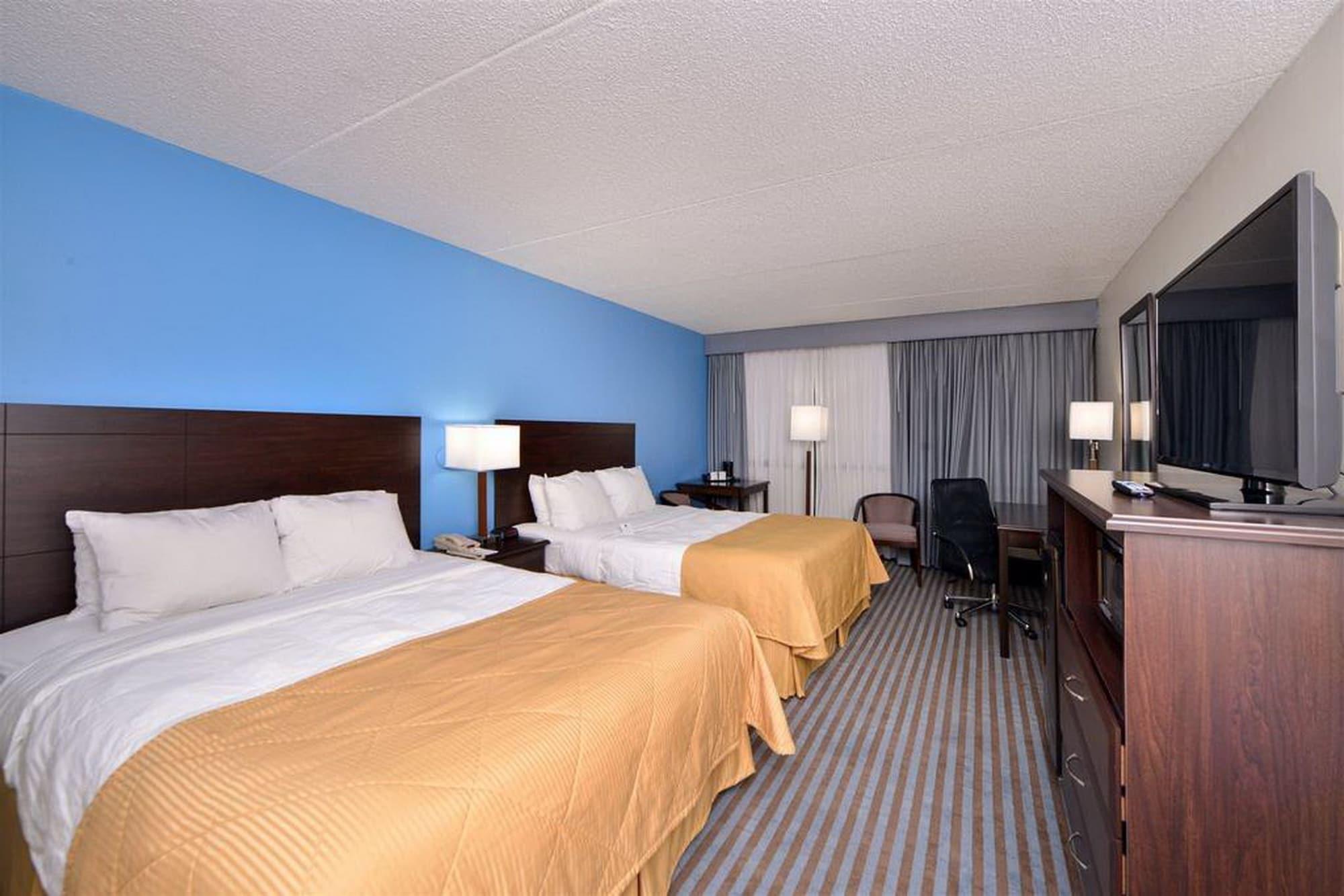 מלון Ramada By Wyndham סידר רפידס מראה חיצוני תמונה
