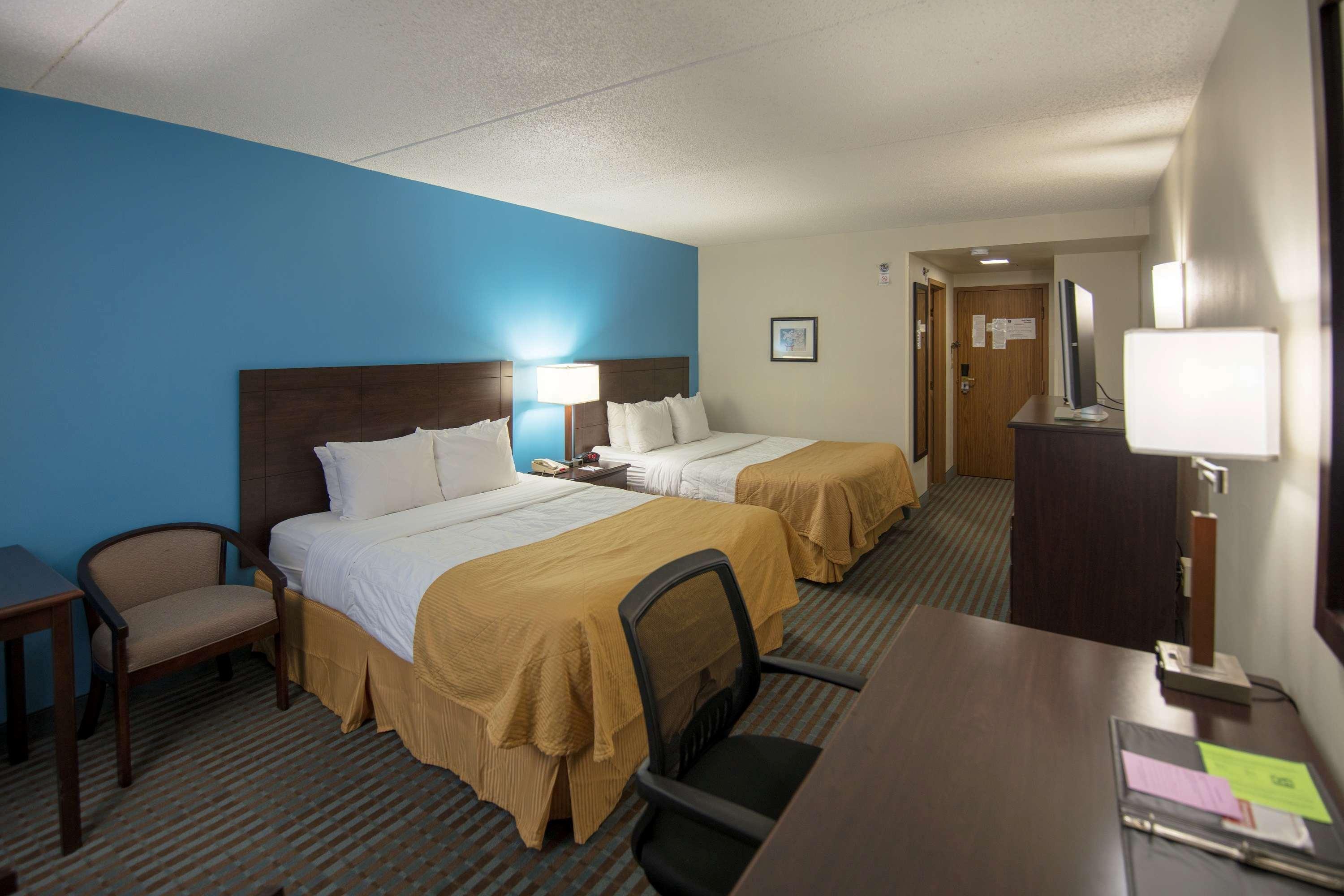 מלון Ramada By Wyndham סידר רפידס מראה חיצוני תמונה