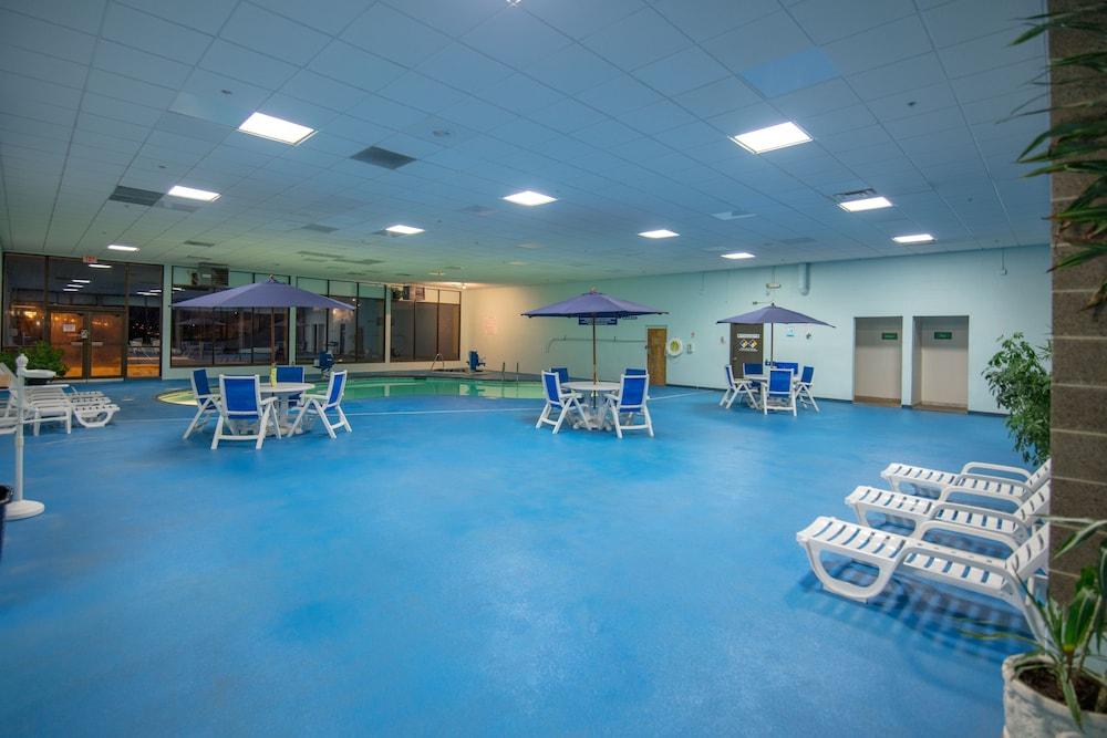 מלון Ramada By Wyndham סידר רפידס מראה חיצוני תמונה